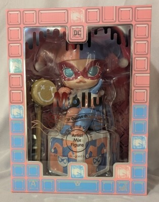 ARTIST MIX FIGURE