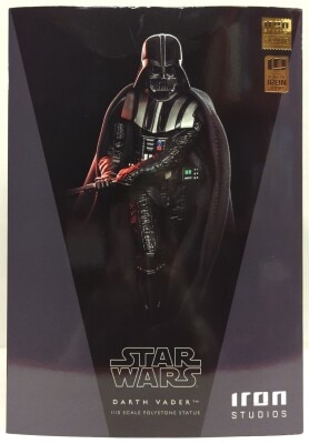 IRON STUDIO POLYSTONE STATUE STAR WARS DARTH VADER 1/10スケール