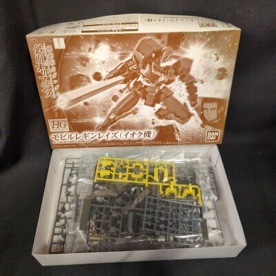 U276 未組立!! 機動戦士ガンダム 30th ガンプラプレミアムBOX △ 【未
