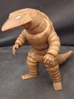 マーミット KAIJU アンドロイド少女ゼロワン(リアルソフビ塗装済み完成