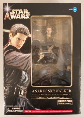 ART FX / PRE PAINTED SOFT VINYL MODEL KIT