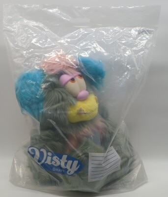 VERDY PLUSH VISTY