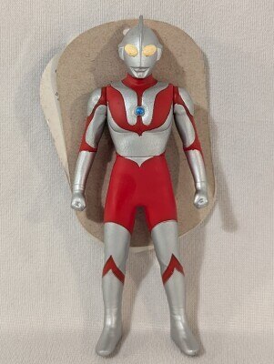 バンダイ京本コレクションDX 「光る!鳴る!ウルトラマン」(中古) バンダイ 光る!! 鳴る!! DXウルトラマンパワード 京本コレクション3