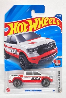 MATTEL HW FIRST RESPONSE 3/5 HOTWHEELS 2020 RAM 1500 REBEL/RESCURE 39/250
