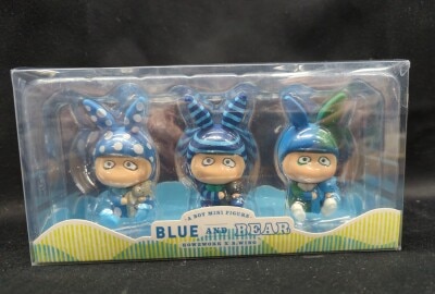 A BOY MINI FIGURE