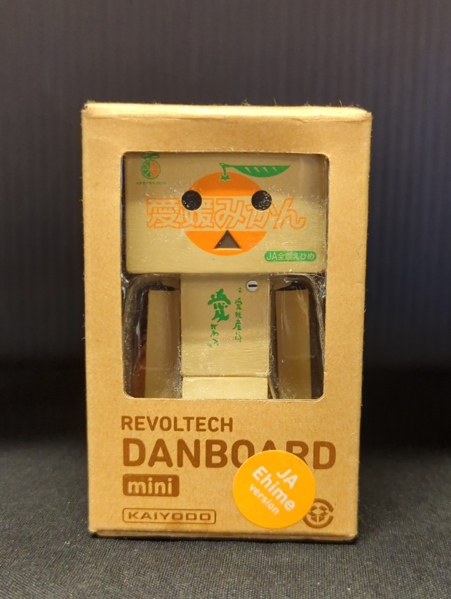 Kaiyodo Revoltech Mini/Yotsuba and JA Ehime Mandarin Orange Box ver Danbo Mini Corporate Collaboration Project