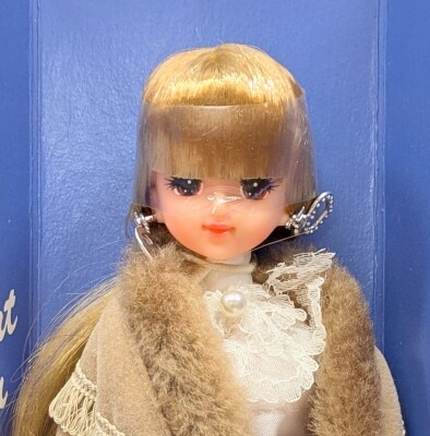 タカラ タカラーバービーフレンド リセエンヌフローラ 箱付