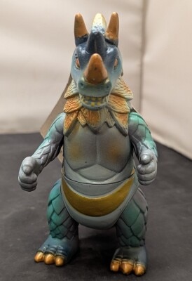 無版権 ミニサイズソフビ よい子のおもちゃ 透明怪獣シリーズ 【仮面