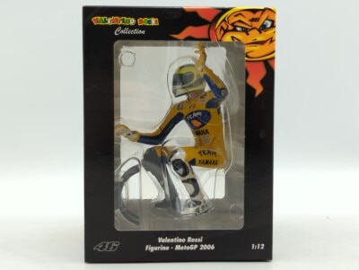 Paul's Model Art 1/12MINICAMPS V.Rossi MotoGP 2006 Figurine Riding