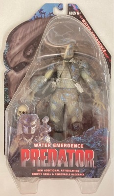 (ACTION FIGURE)