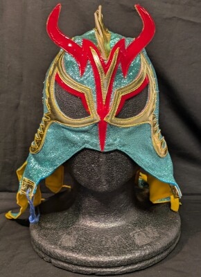 プロレスマスク ブシオ製【ウルティモ・ドラゴン(水色ラメ×金・赤フチ)】タグなし サイン入り