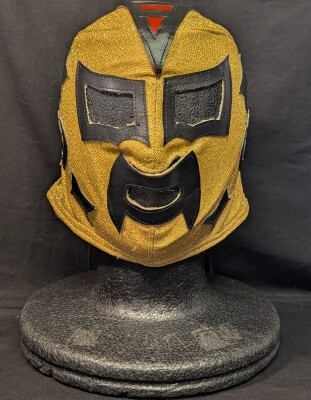 プロレスマスク プエルトリコ製【インベーダー3号(金ラメ×黒・赤フチ)】タグなし FMW参戦時に持参したマスク