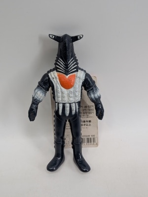 バンダイ メビウス/ウルトラ怪獣シリーズ2006 ガッツ星人 & ナックル