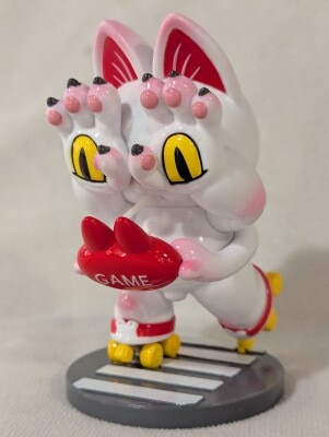 GRAPE BRAIN X EYE BOX TOY ジゴクネコおにぎり BLIND BOX PLAY