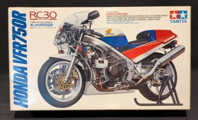 TAMIYA 1/12 オートバイシリーズ ホンダVFR750R 57