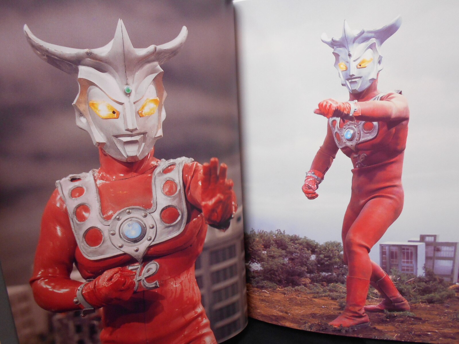 geneonentertainmentultramanleo1974withobi