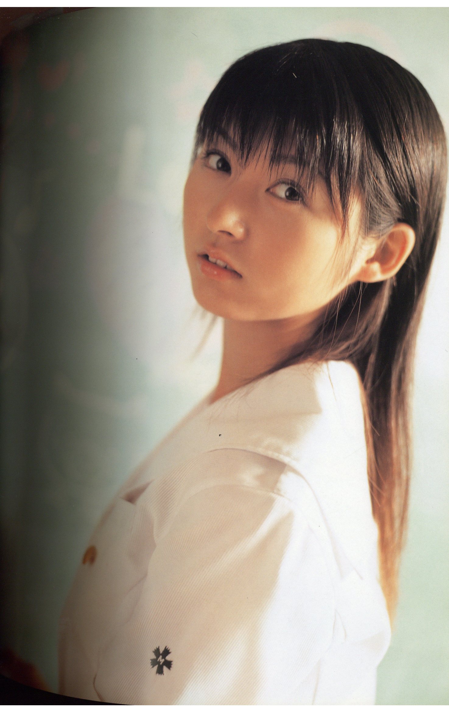 Amazon.co.jp: 桜木睦子 『16カラット』グラビアアイドル