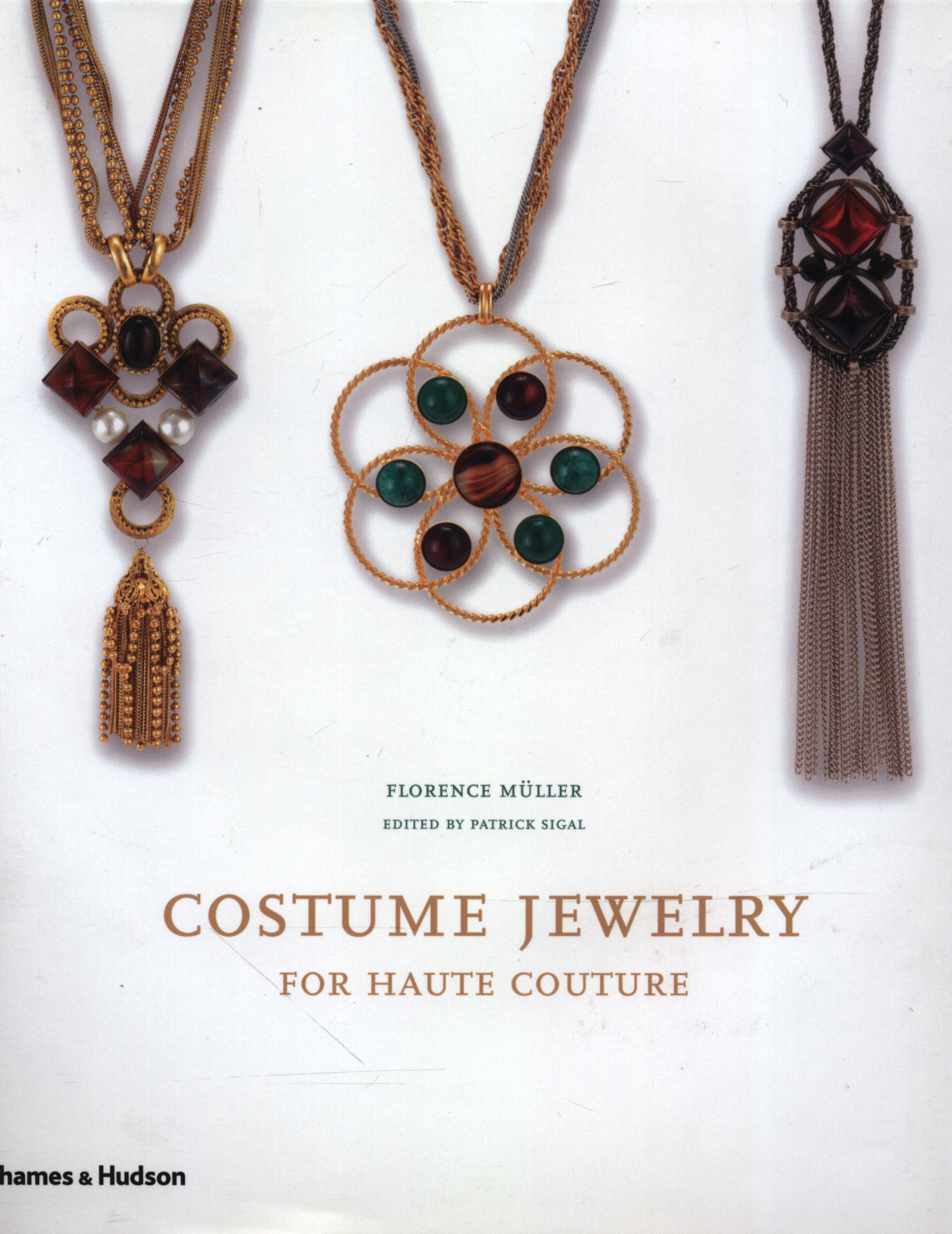 Costume jewelry for haute couture store