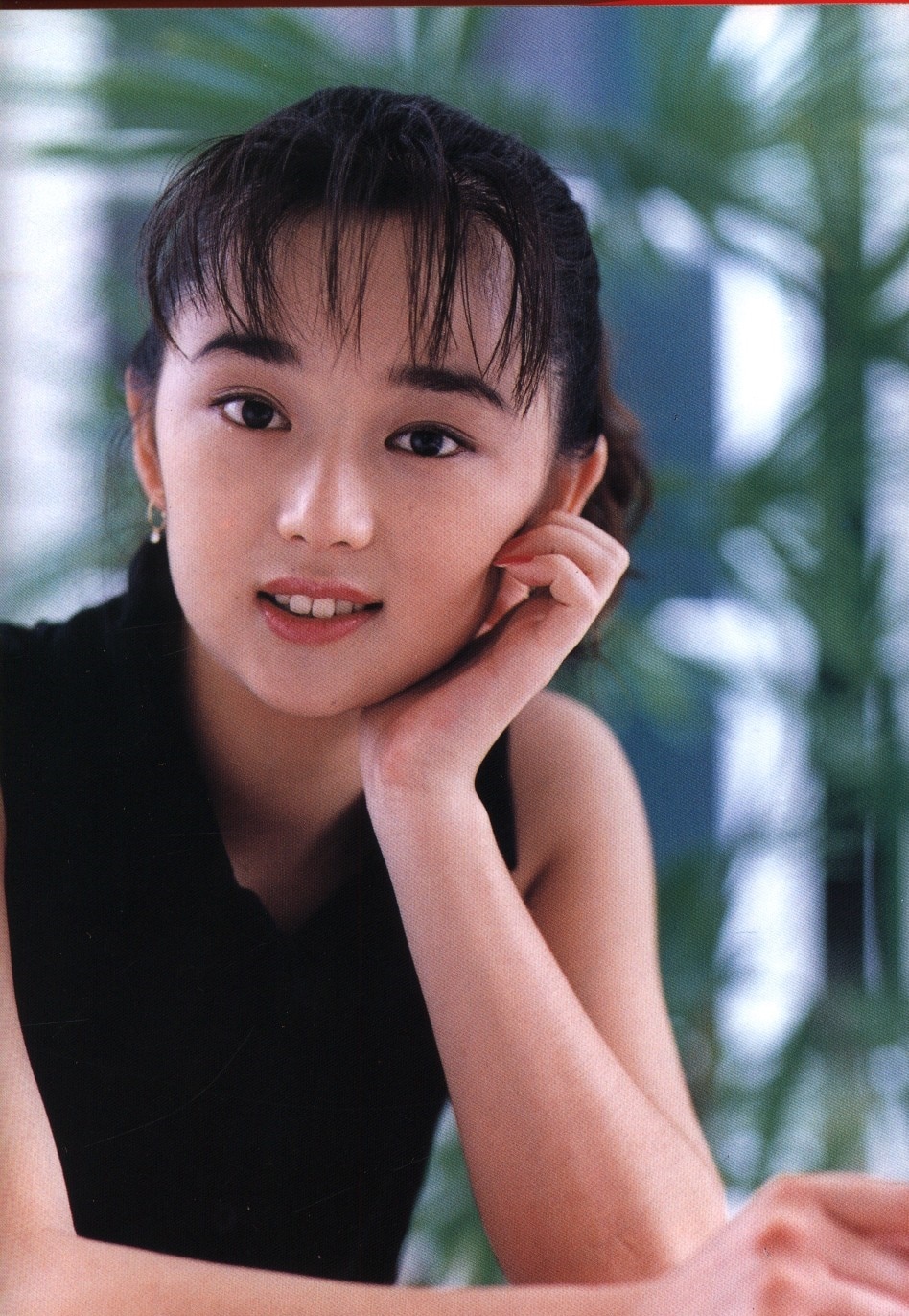 葉月里緒奈 写真集 里緒奈デビュー前・・・ 1995年12月10日初版