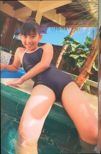山田レイナ　レオタード 