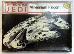 MPC SCALE MODEL KIT MILLENNUM FALCON