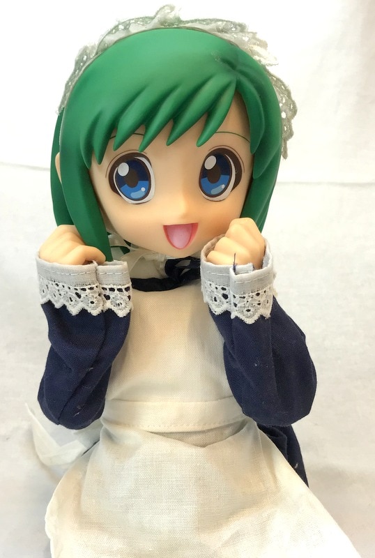 My gf got herself this cute Midori (from Midori no Hibi) figure