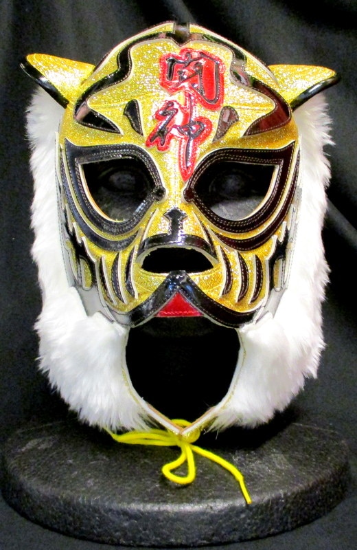 本日限定価格)YN製 初代タイガーマスクのオレンジ伝説(サイン、闘神サイン闘神あり