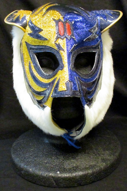 やすい ４代目タイガーマスク 赤スパンコール マニア館製 マスク ...