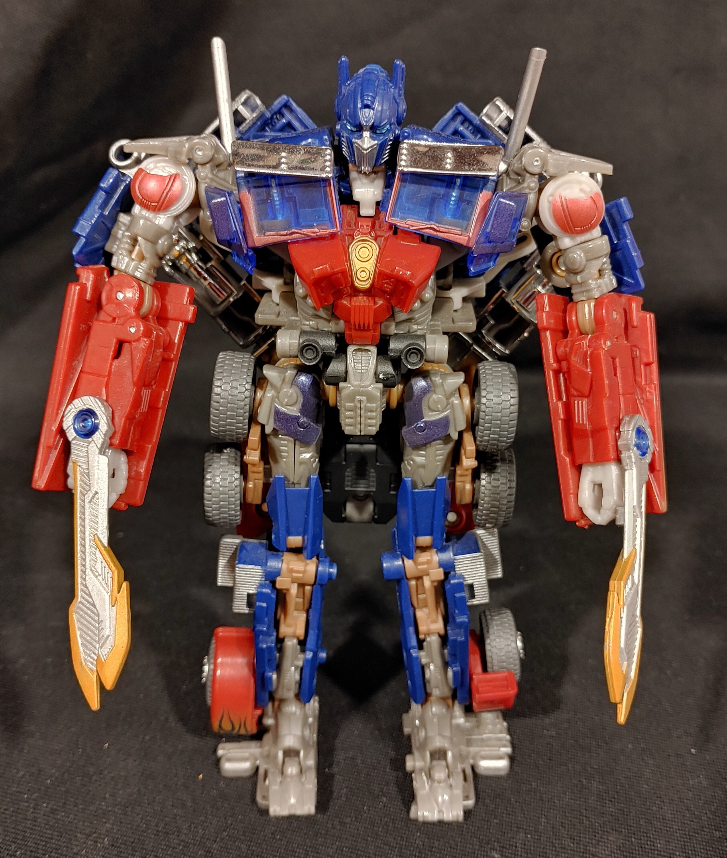 TAKARA TOMY Transformers AD12 Revenge Optimus Prime Action Figure AUTOBOT TOY 