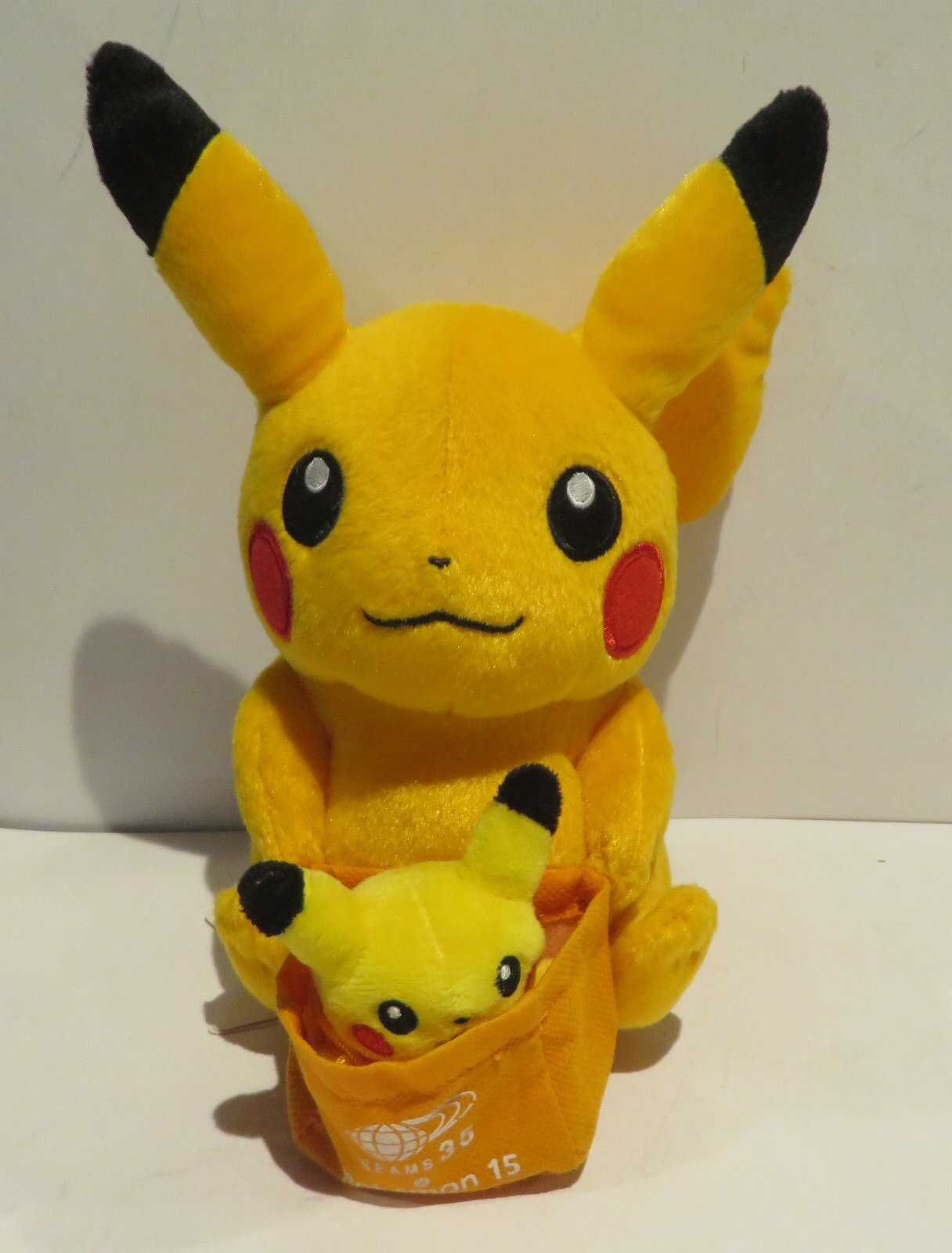 ポケモン ぬいぐるみ Beams ポケモン ポケットモンスター 色違いのピカチュウ まんだらけ Mandarake