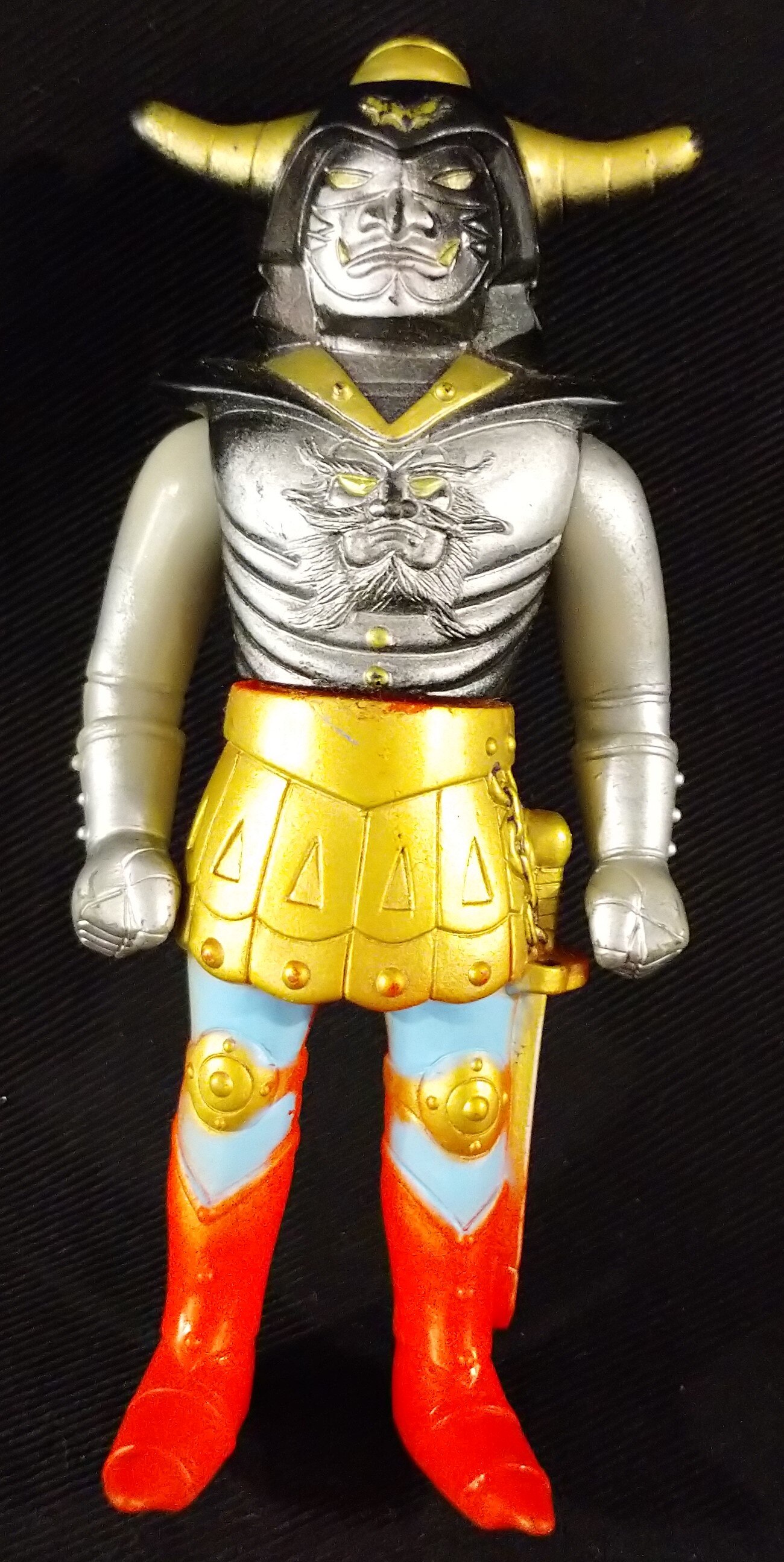 ポピー ミニサイズ 暗黒大将軍 赤 黒 灰色成型 130mm ミドル まんだらけ Mandarake