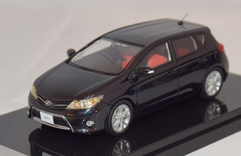 Wits 1/43 Scale TOYOTA AURIS RS (2012) Black Mica CT551