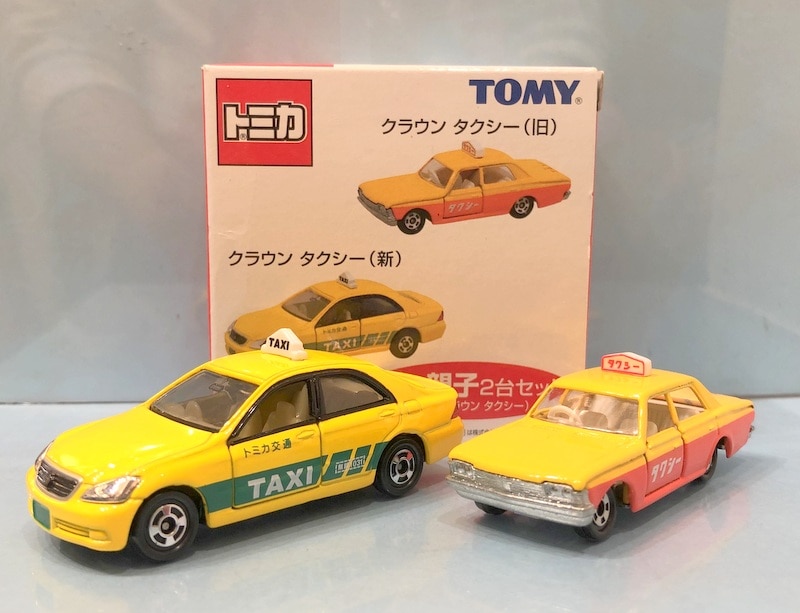 タカラトミー トミカ トイザらス 親子2台セット トヨタ クラウン タクシー (新旧2台) まんだらけ Mandarake