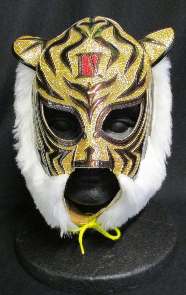 Seasonal Wrap入荷 プロレスマスク 4代目タイガーマスクの新伝説 