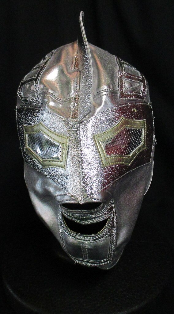 プロレスマスク IMAI製【ウルトラセブン (銀・x金・銀ラメフチ)】タグ