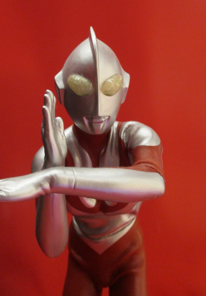 金型破損！再販能製品 ビリケン商会 帰ってきたウルトラマン １/6 原型 