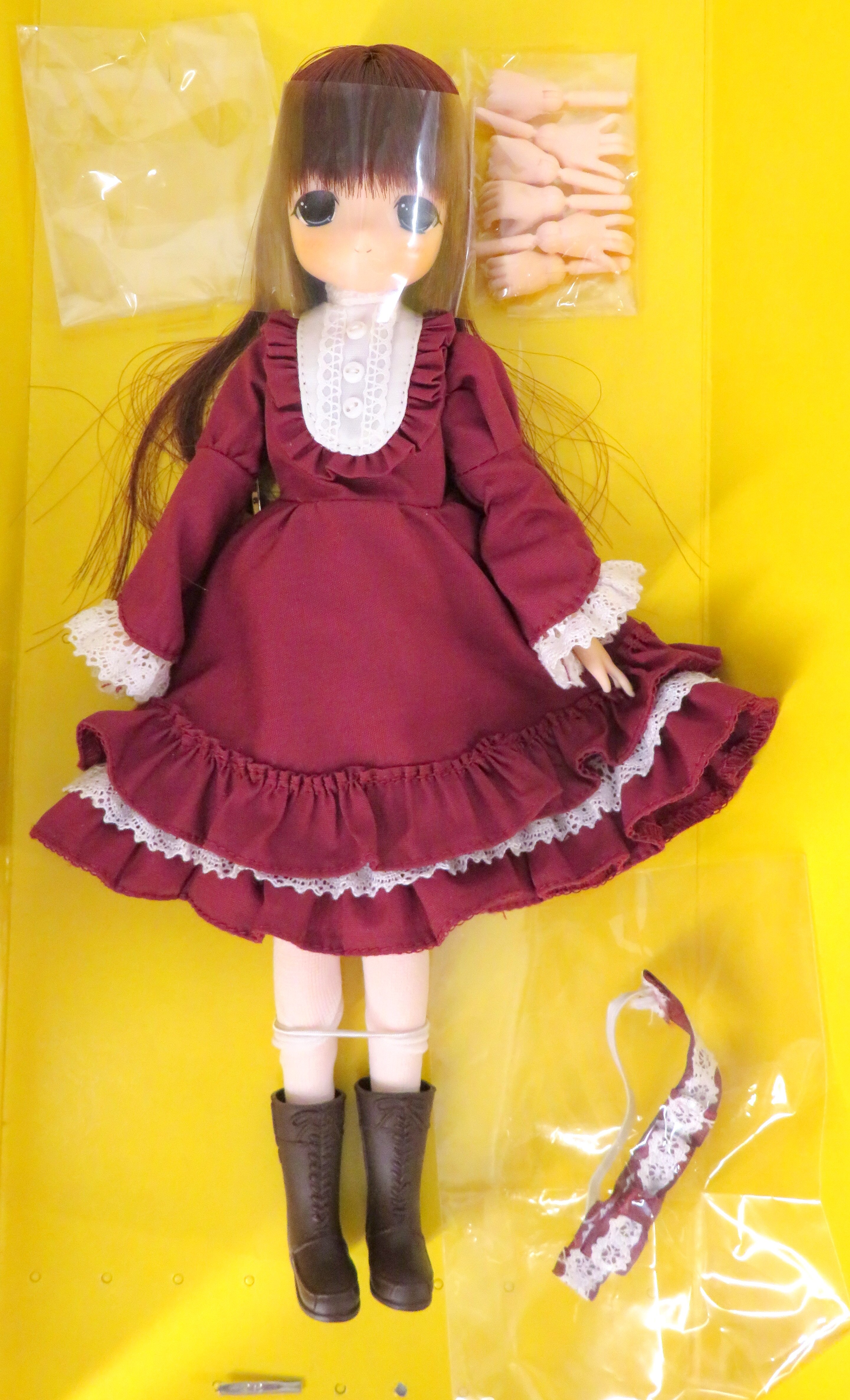 ママチャップトイ ちっちゃな女の子 乙女しおり 千鳥格子ドレス 公式