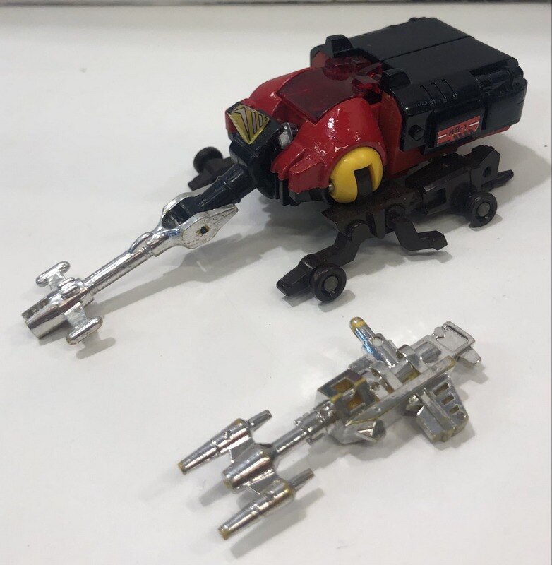 ダイアクロン　タカラ　昆虫ロボ　カブトロン　トランスフォーマーG1 超激レア!30年物中古品 タカラ ダイアクロン 昆虫ロボ