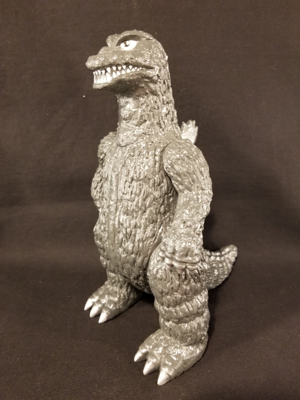 マーミット 世紀の大怪獣シリーズ ビニールパラダイス ゴジラ 怪獣総進撃 濃灰成型 銀スプレー 白目 ビニールパラダイス 世紀の まんだらけ Mandarake