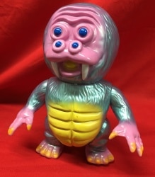 REALHEAD/SKULL TOYS ドクロックスマン(黒成型/金/紫塗装/マント