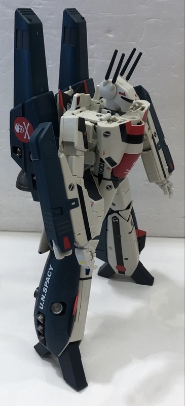 やまと 1/60完全変形 VF-1S 一条輝機withスーパー&ストライクパーツ