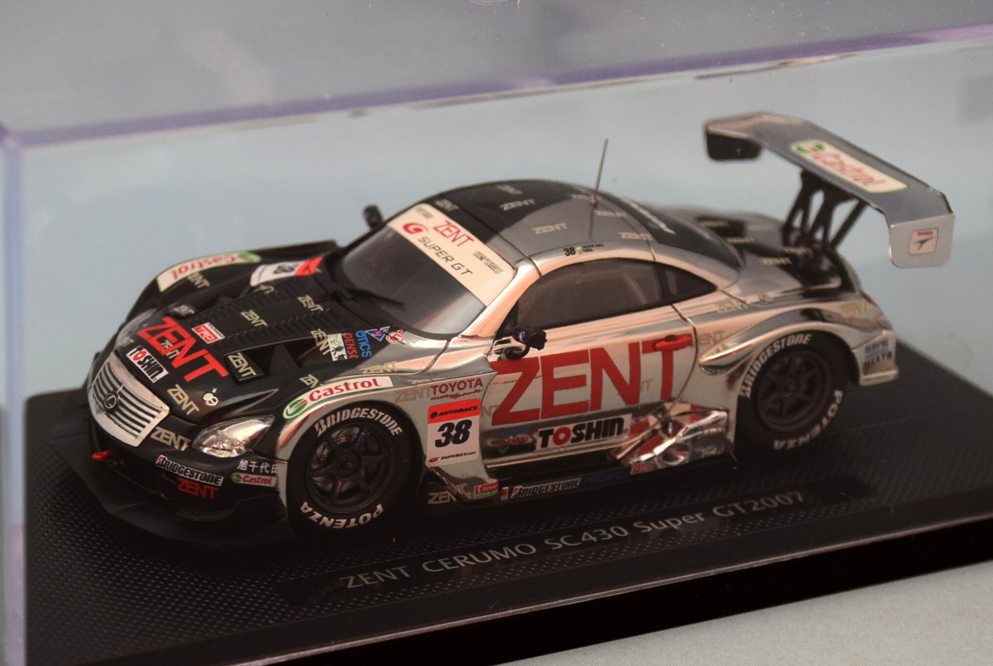 MMP 1/43 EBBRO ZENT CERUMO SC430 (BLACK / SILVER) SUPER GT 500