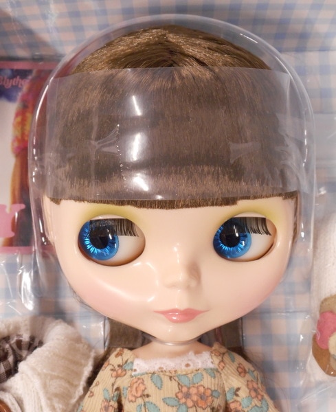 takara tomy blythe