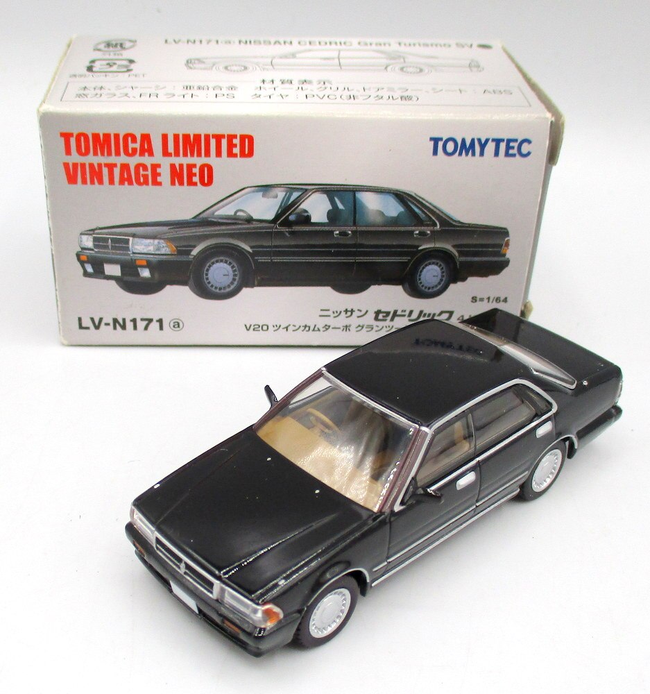 トミーテック TOMICA LIMITED VINTAGE NEO ニッサン セドリック4ドア