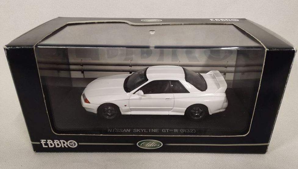 NISSAN SKYLINE GT-R R32 EBBRO 1/43 - ミニカー