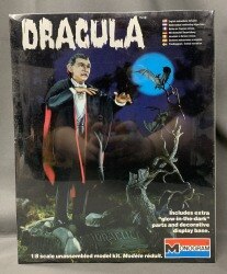 UNASSENMBLED MODEL KIT