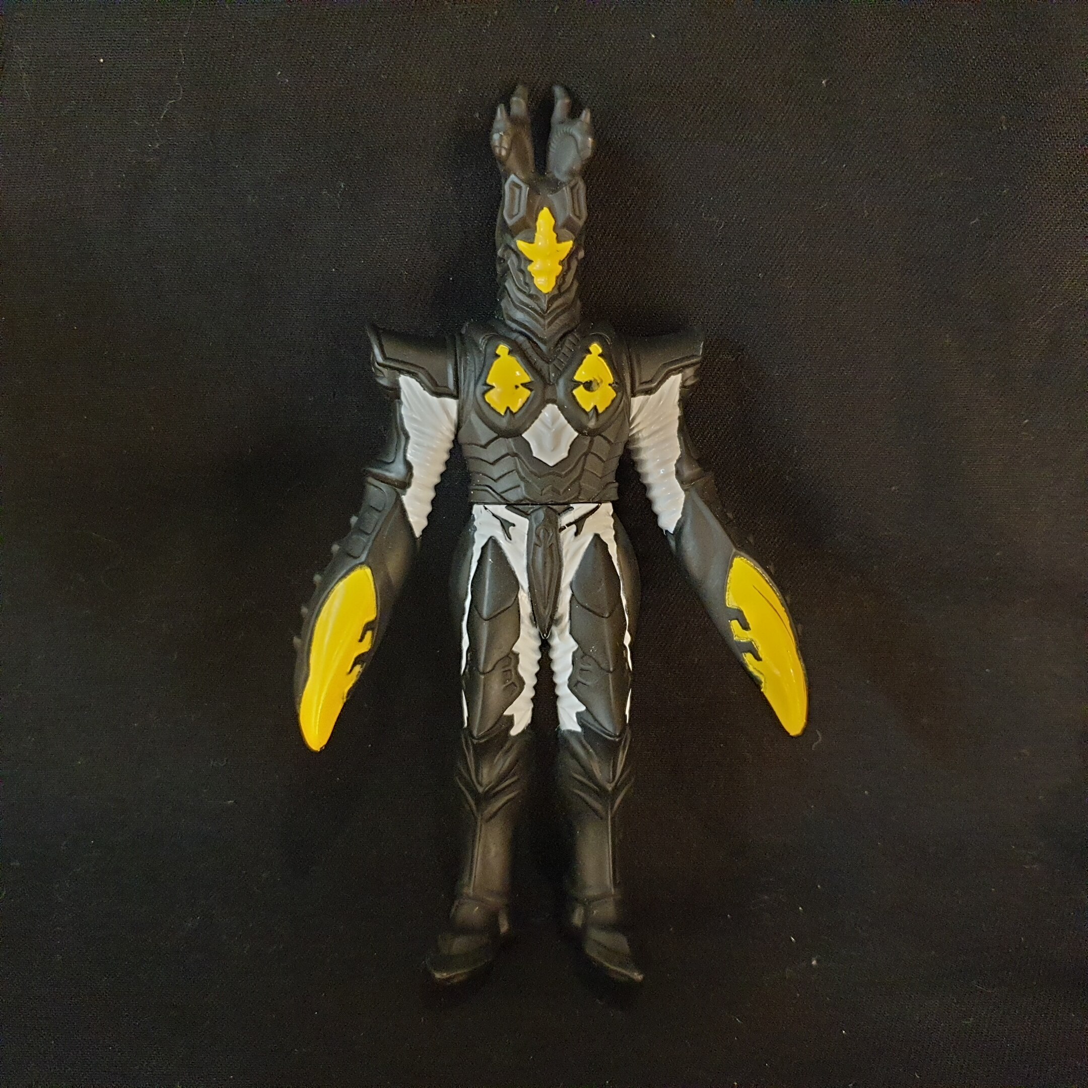 バンダイ ウルトラ怪獣500 ハイパーゼットン イマーゴ 44 まんだらけ Mandarake