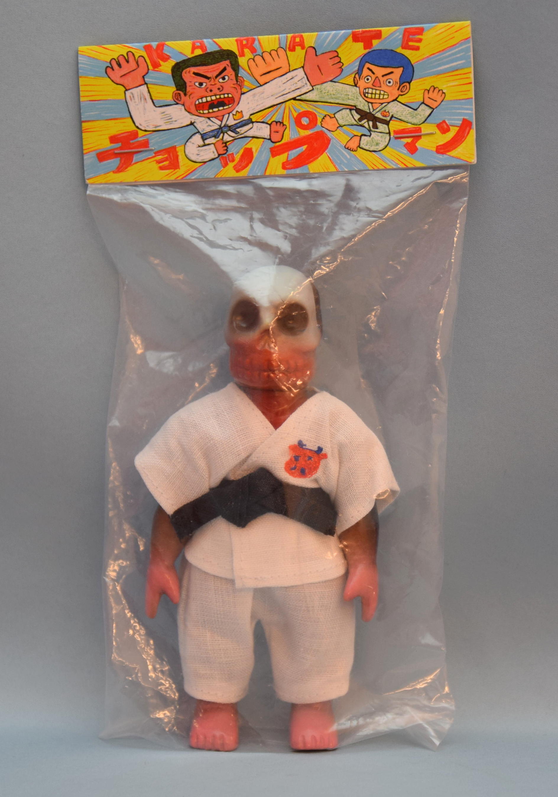 swine hana karate chop man bull (d-con2017 / tea molding / white