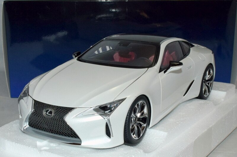 Autoart 1 18 Lexus Lc500 Metallic White Dark Rose Interior 772 まんだらけ Mandarake
