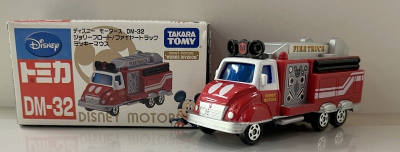 タカラトミー トミカ ディズニーモータース ジョリーフロート